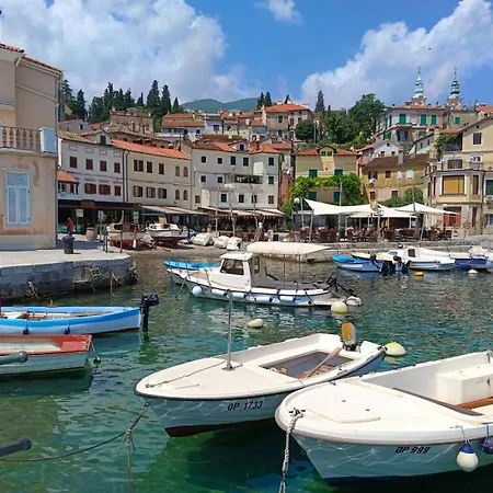 Apartment Steps From The Sea Opatija